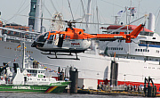 Helicopter Service Hamburg - Photo und Copyright by Roger Maurer